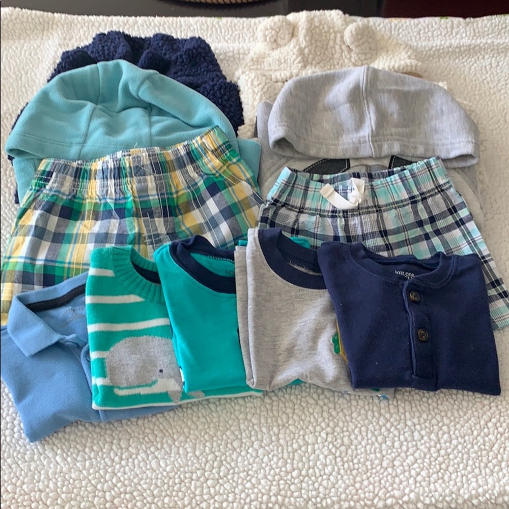 Cater’s shorts sets and sweaters sizes 6 months
